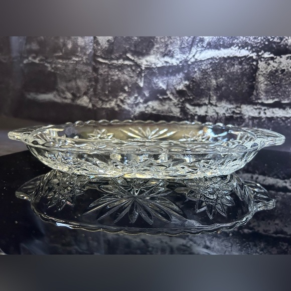 Anchor Hocking “Star of David” Divided Relish Dish - Picture 5 of 5